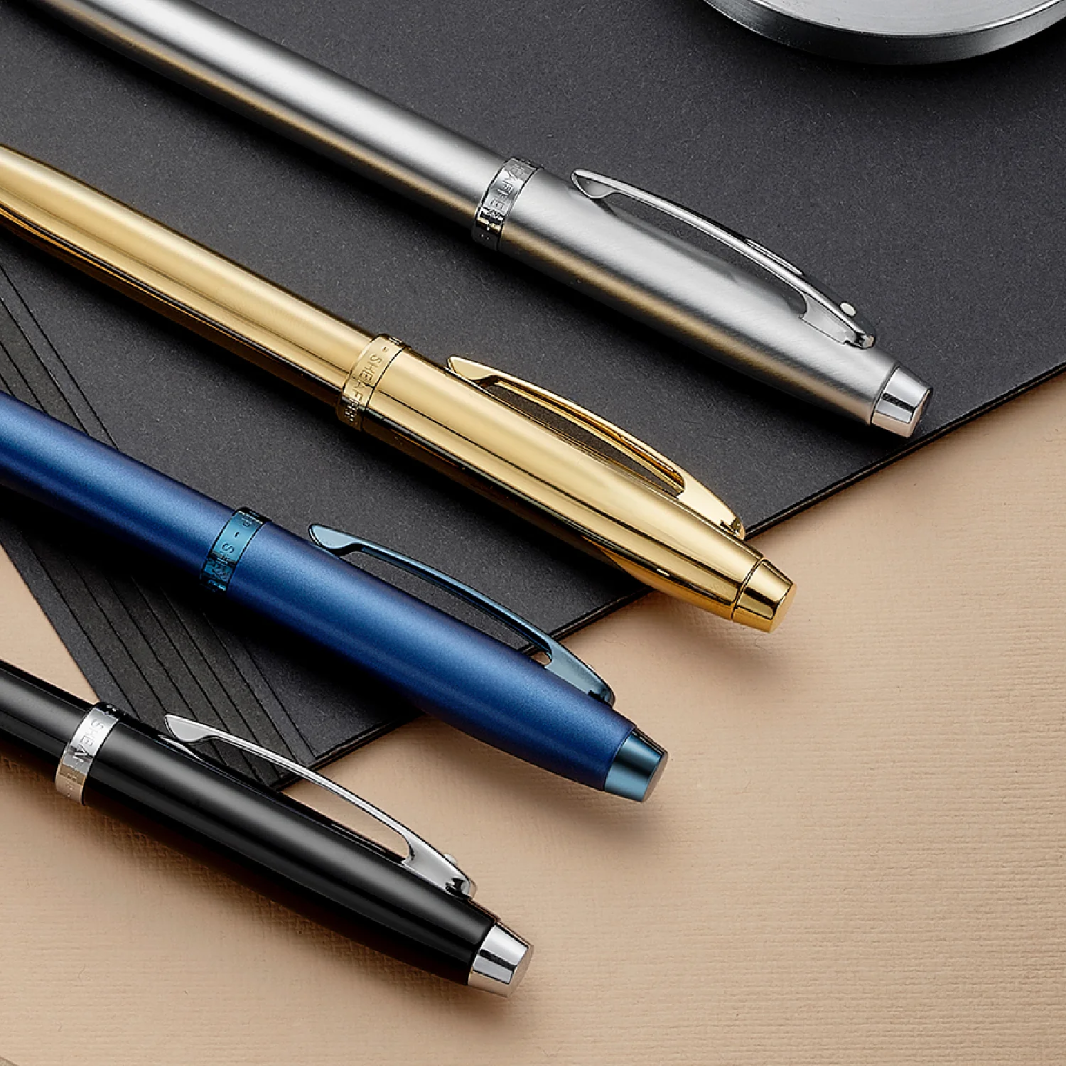 Sheaffer® 100 Brushed Chrome Fountain Pen With Chrome Trims - Image 4