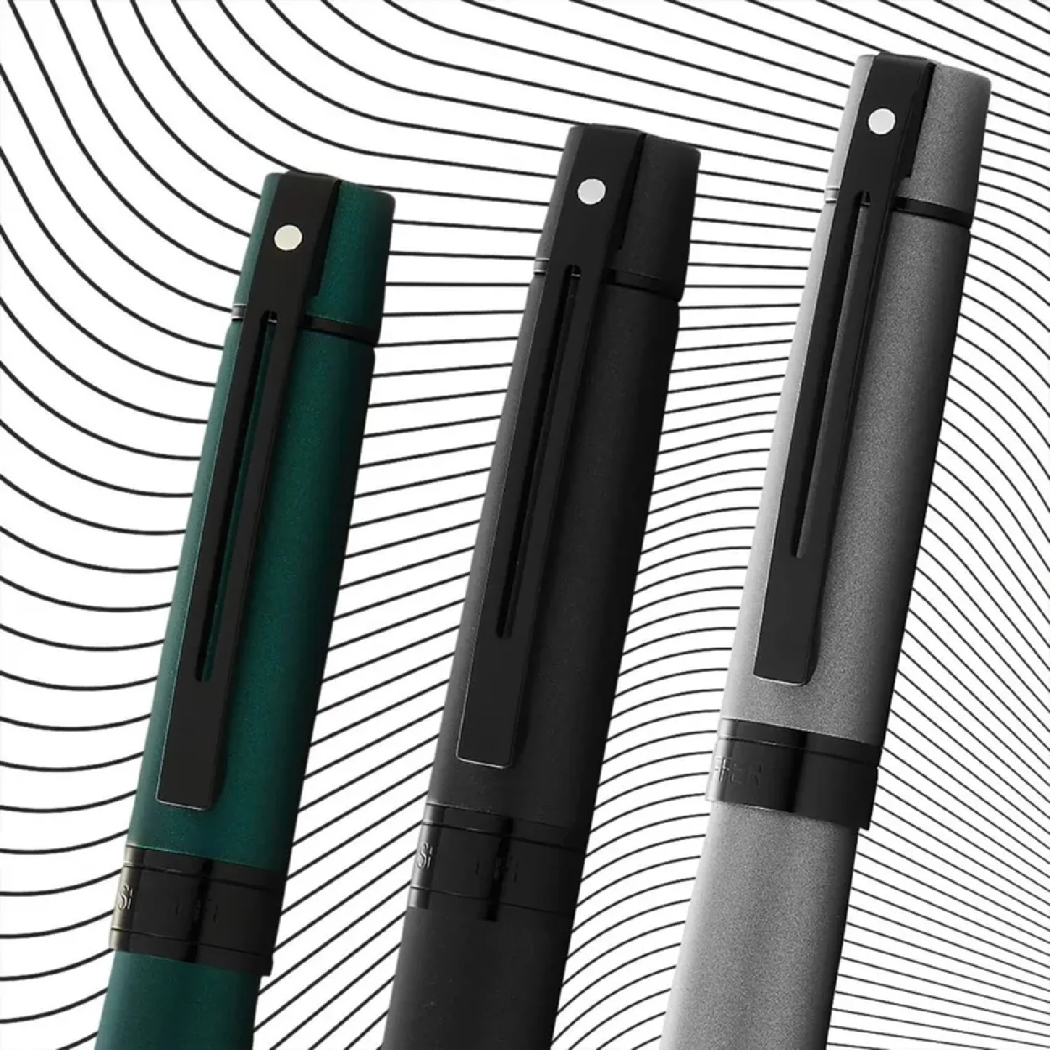 Sheaffer® 300 Matte Green Fountain Pen With Black Trims - Image 4